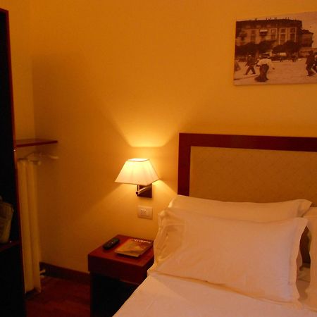 Hotel Minerva Milan Bagian luar foto